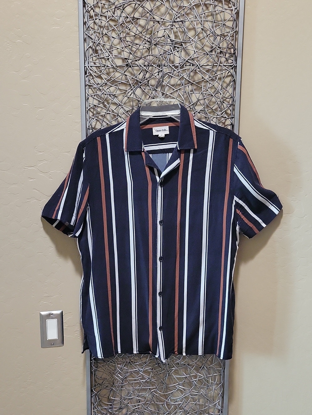 Open Edit Men’s Vertical Stripe Short Sleeve Button Down Shirt